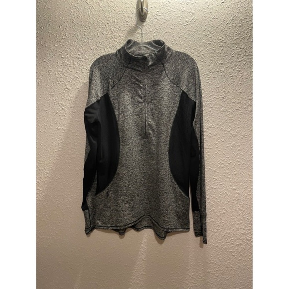 Athleta running wild 1/4 zip women's Jacket black/gray.